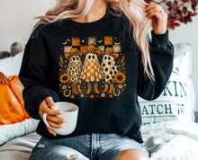 Load image into Gallery viewer, Howdy Halloween Ghost Graphic Tee &amp; Sweatshirt