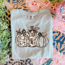 Load image into Gallery viewer, Ivory Pumpkins Graphic Tee