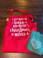 Load image into Gallery viewer, Holiday Gift Box Sets - Apron and Pot Holder