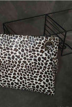 Load image into Gallery viewer, Leopard PU Leather Clutch