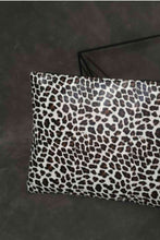 Load image into Gallery viewer, Leopard PU Leather Clutch