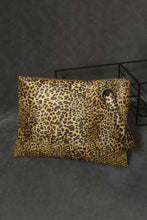 Load image into Gallery viewer, Leopard PU Leather Clutch