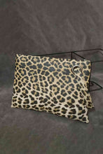 Load image into Gallery viewer, Leopard PU Leather Clutch